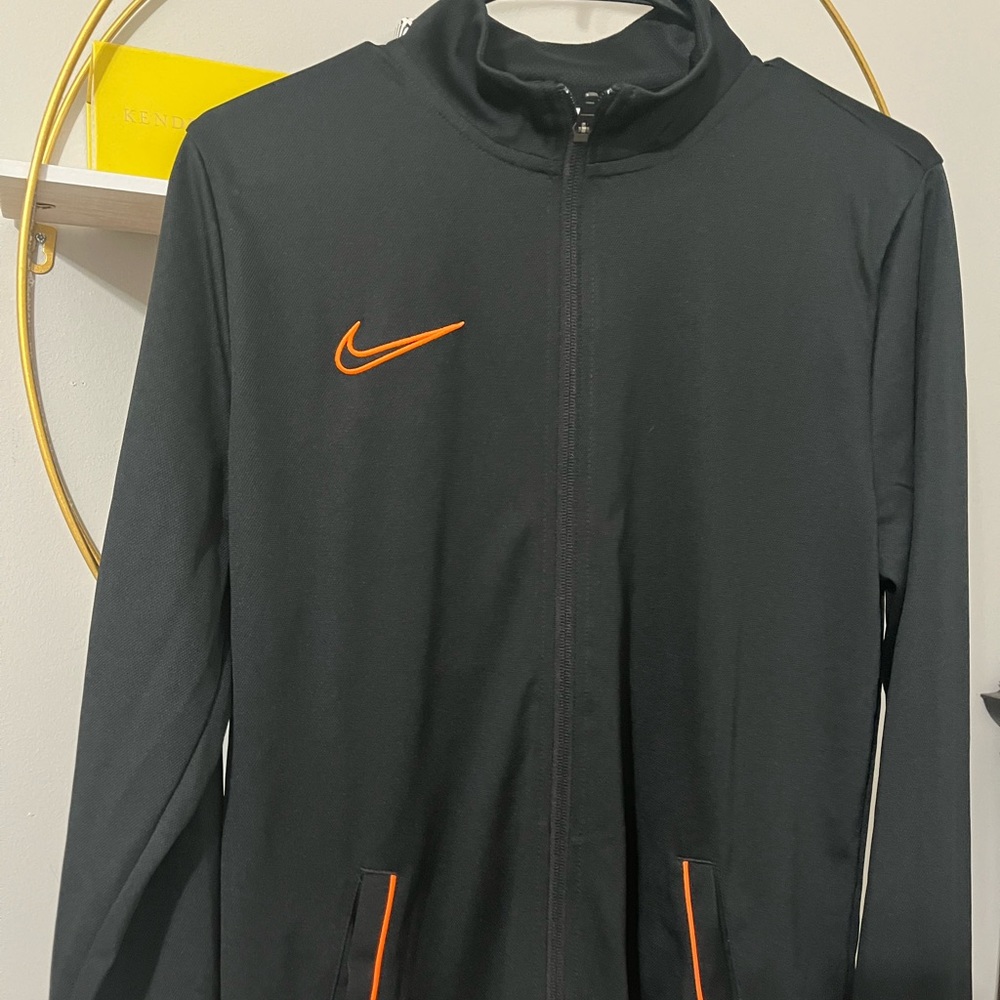 Black Nike Jogging Suit